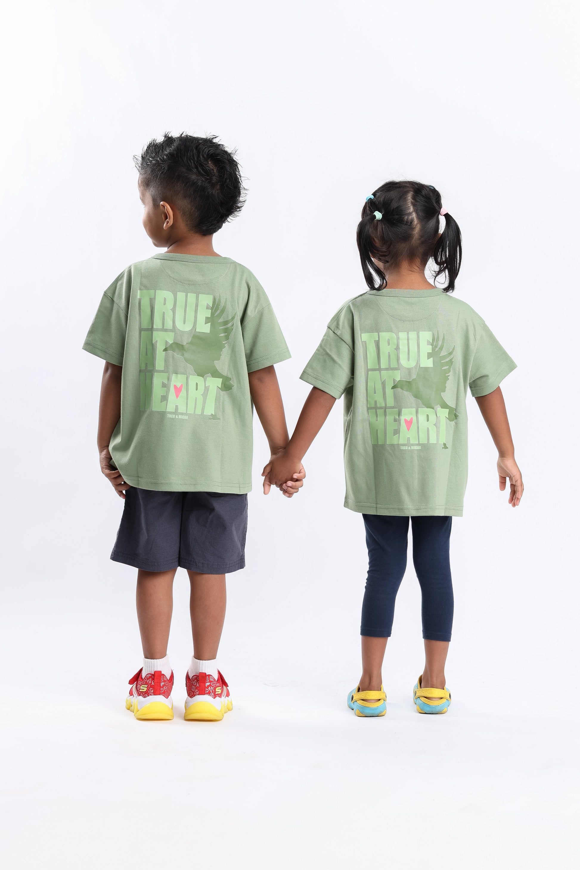 True at Heart – Oversized T-Shirt